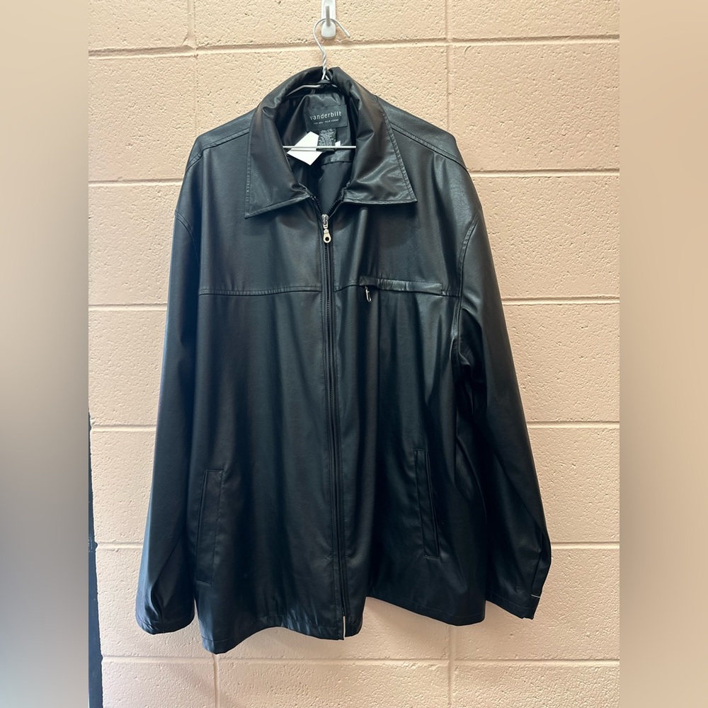 Gloria Vanderbilt Men's Black Lightweight Jacket